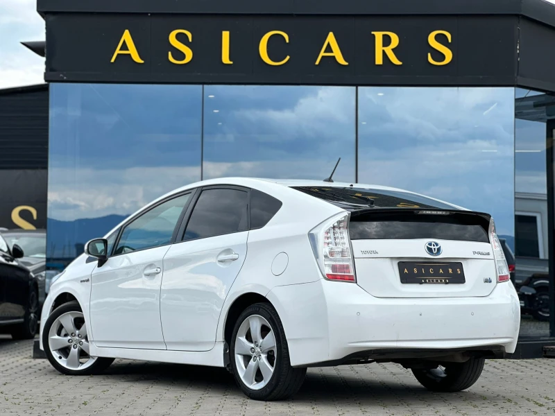 Toyota Prius / 1.8I / 136 HP / ACTIVE / HYBRID / , снимка 3 - Автомобили и джипове - 50524389