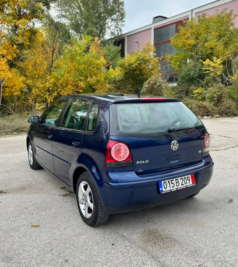 VW Polo 1.4i 88hp, снимка 7 - Автомобили и джипове - 52525383
