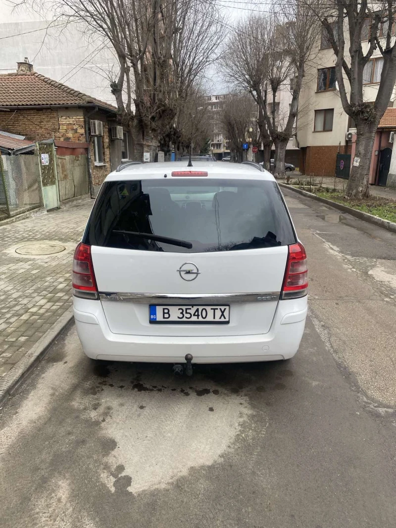 Opel Zafira, снимка 3 - Автомобили и джипове - 53385837