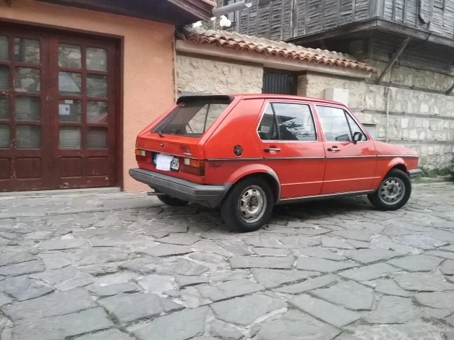 VW Golf MK 1 GX ROYAL, снимка 8 - Автомобили и джипове - 42433486