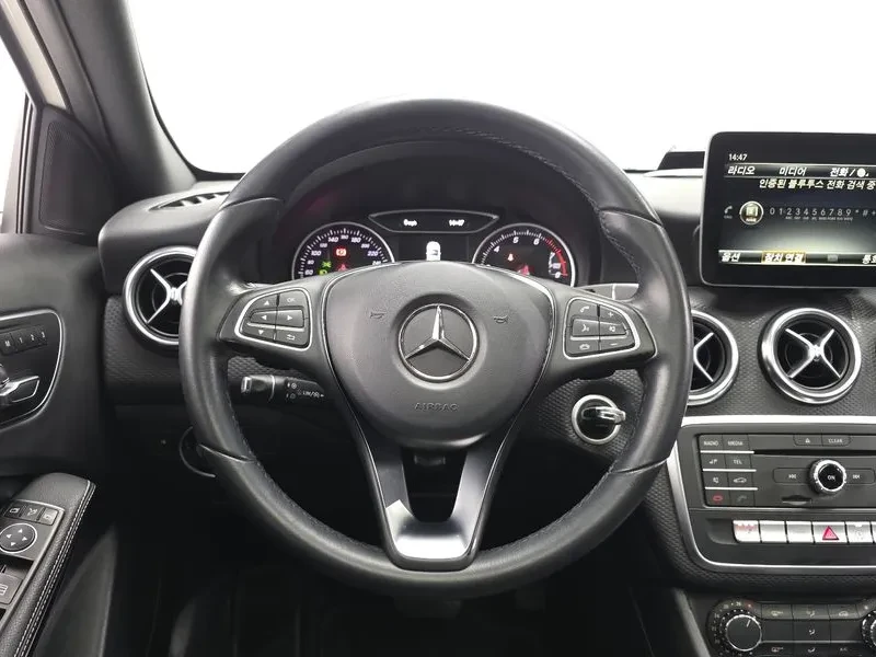 Mercedes-Benz A 200 2.0, снимка 14 - Автомобили и джипове - 54279078