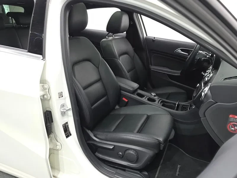 Mercedes-Benz A 200 2.0, снимка 12 - Автомобили и джипове - 54279078