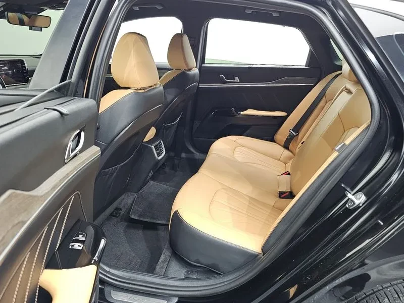 Kia K5 2.0 SIGNATURE, снимка 11 - Автомобили и джипове - 55290937