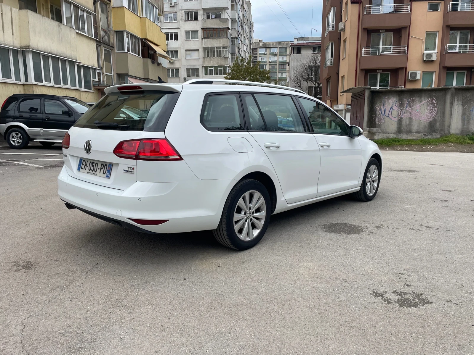 VW Golf VII 1.6 TDi 110кс DSG - изображение 6