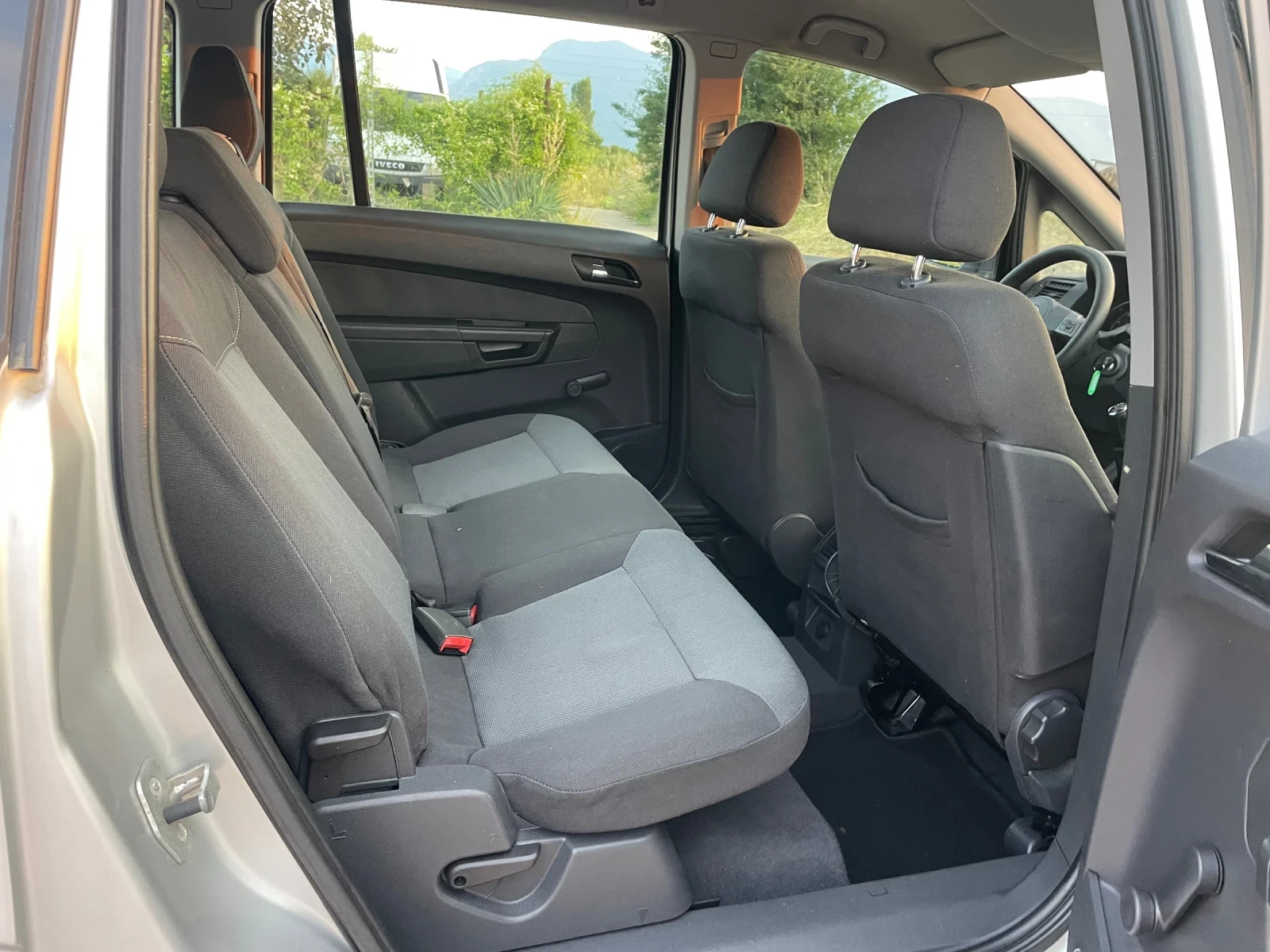 Opel Zafira 1.9CDTI-120-7mesta-ITALIA - изображение 7