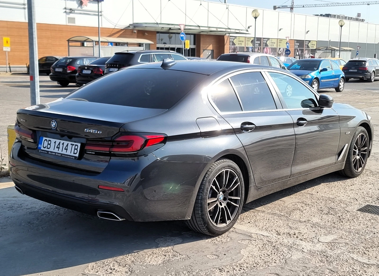BMW 545 е xDrive - изображение 5