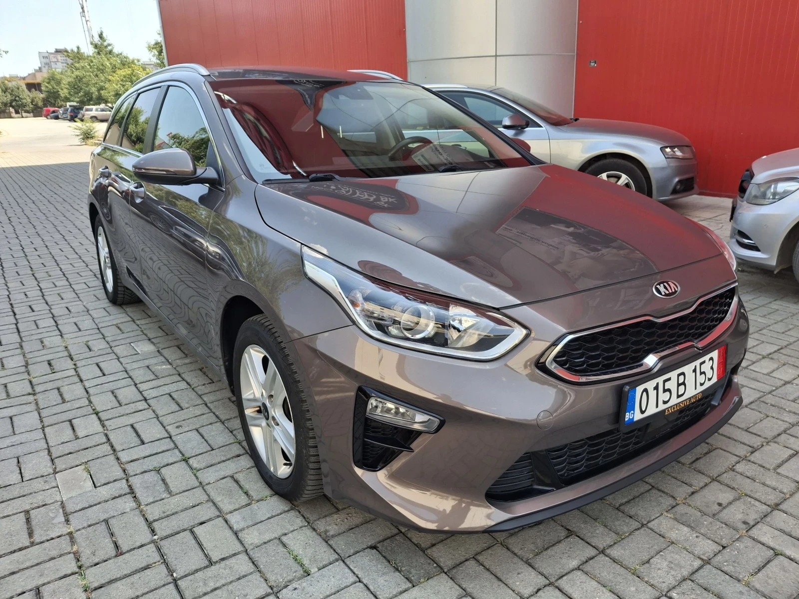 Kia Ceed SW 1.0 T-GDI Dynamic Line - изображение 3