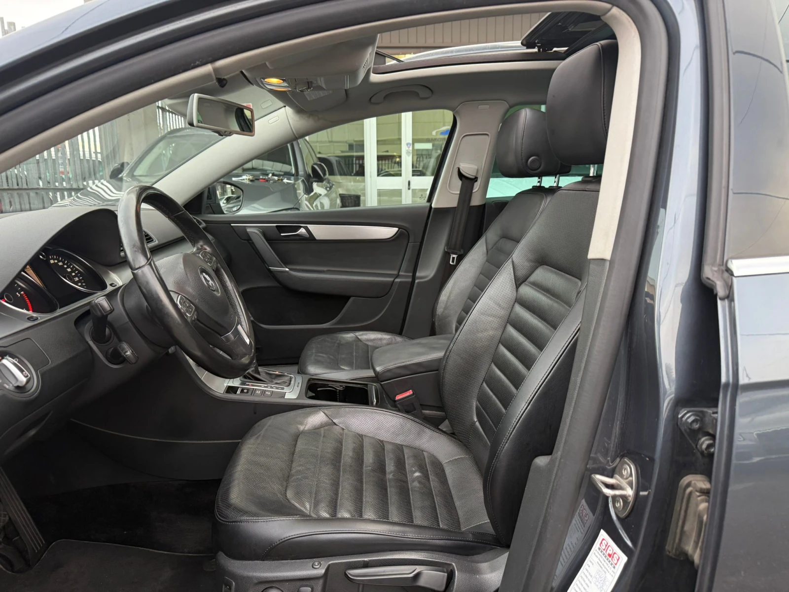 VW Passat 2.0TDi-170кс 4 MOTION= DSG= ВСИЧКИ ЕКСТРИ! - изображение 8