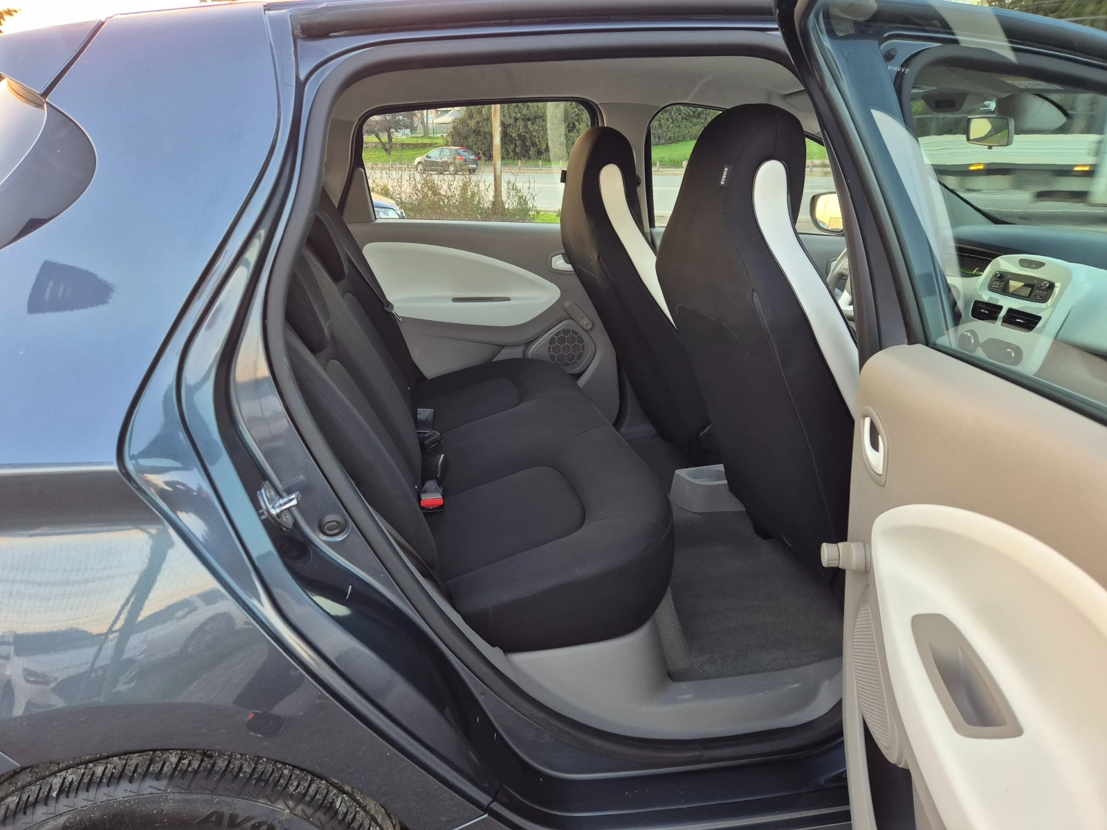 Renault Zoe 41Кw - изображение 10