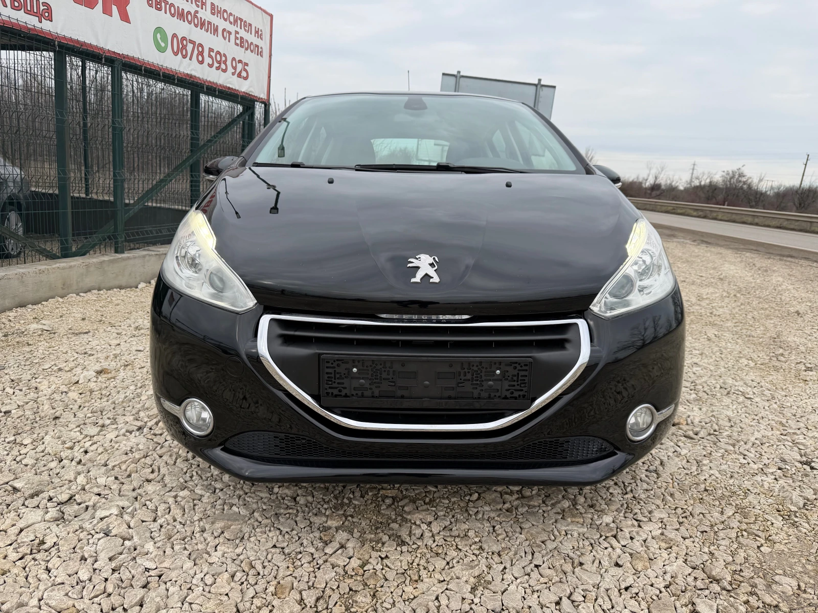 Peugeot 208 1.6HDi/92 p.s-Navi!!!Euro 5!!! | Mobile.bg � ����������� 13