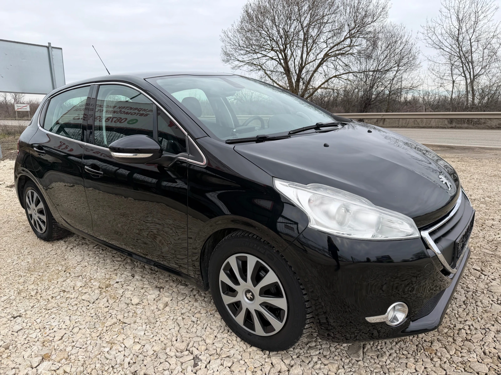 Peugeot 208 1.6HDi/92 p.s-Navi!!!Euro 5!!! | Mobile.bg � ����������� 2