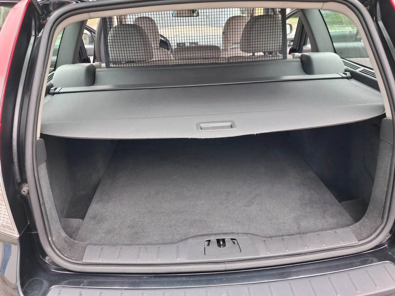 Volvo V50  - изображение 6