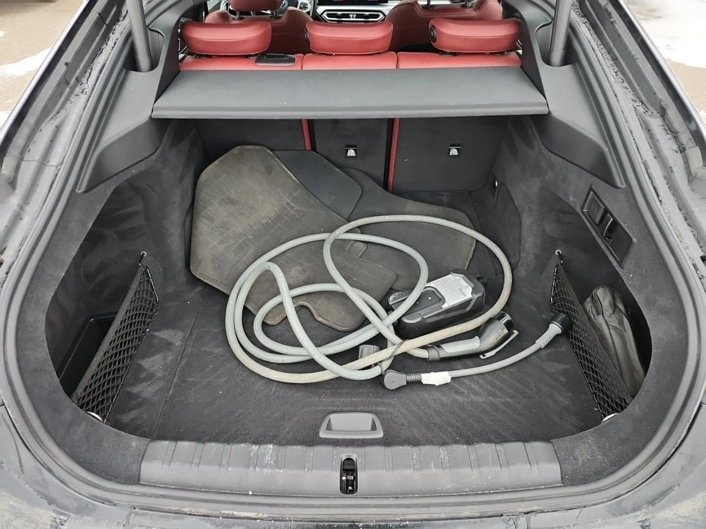 BMW i4 M-pkg* Harman/Kardon* Подгрев* Обдух* Пано, снимка 12 - Автомобили и джипове - 53746613