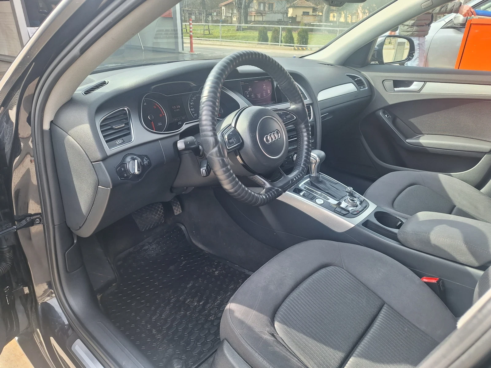 Audi A4 2.0 TDI 177 F1 | Mobile.bg � ����������� 12