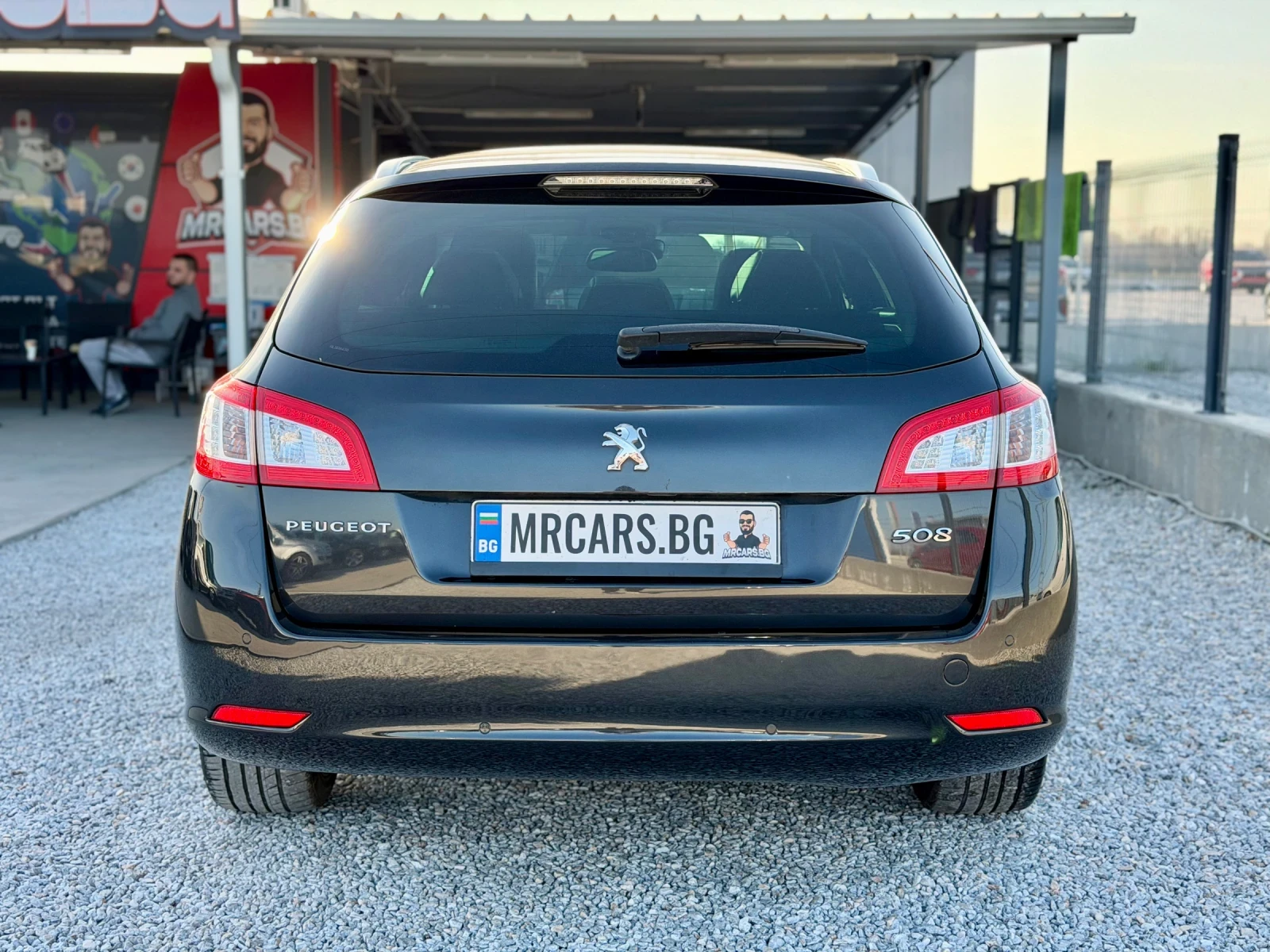 Peugeot 508 2.0 BlueHDi / АВТОМАТ / КОЖА / ПАНОРАМА / НАВИ, снимка 5 - Автомобили и джипове - 53838615