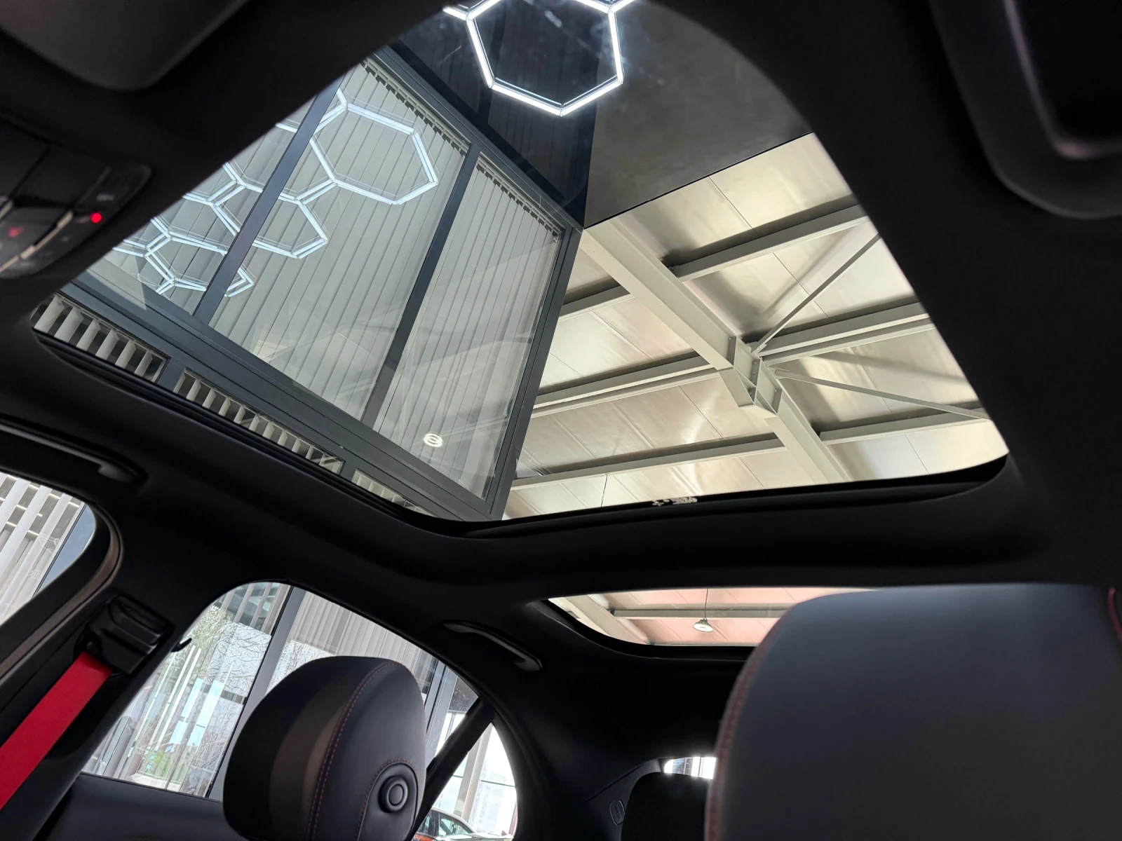 Mercedes-Benz E 53 AMG 4 MATIC * FULL Екстри * BURMESTER * , снимка 14 - Автомобили и джипове - 53890781