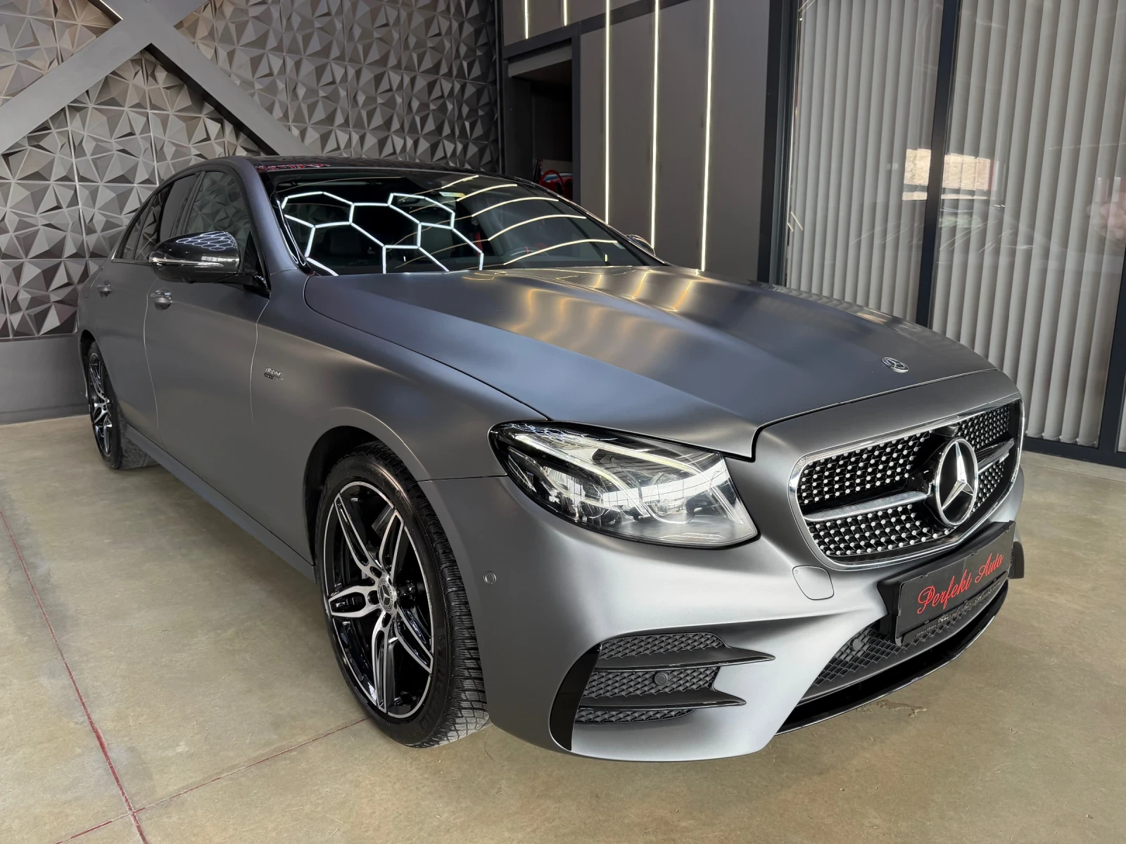 Mercedes-Benz E 53 AMG 4 MATIC * FULL Екстри * BURMESTER * 