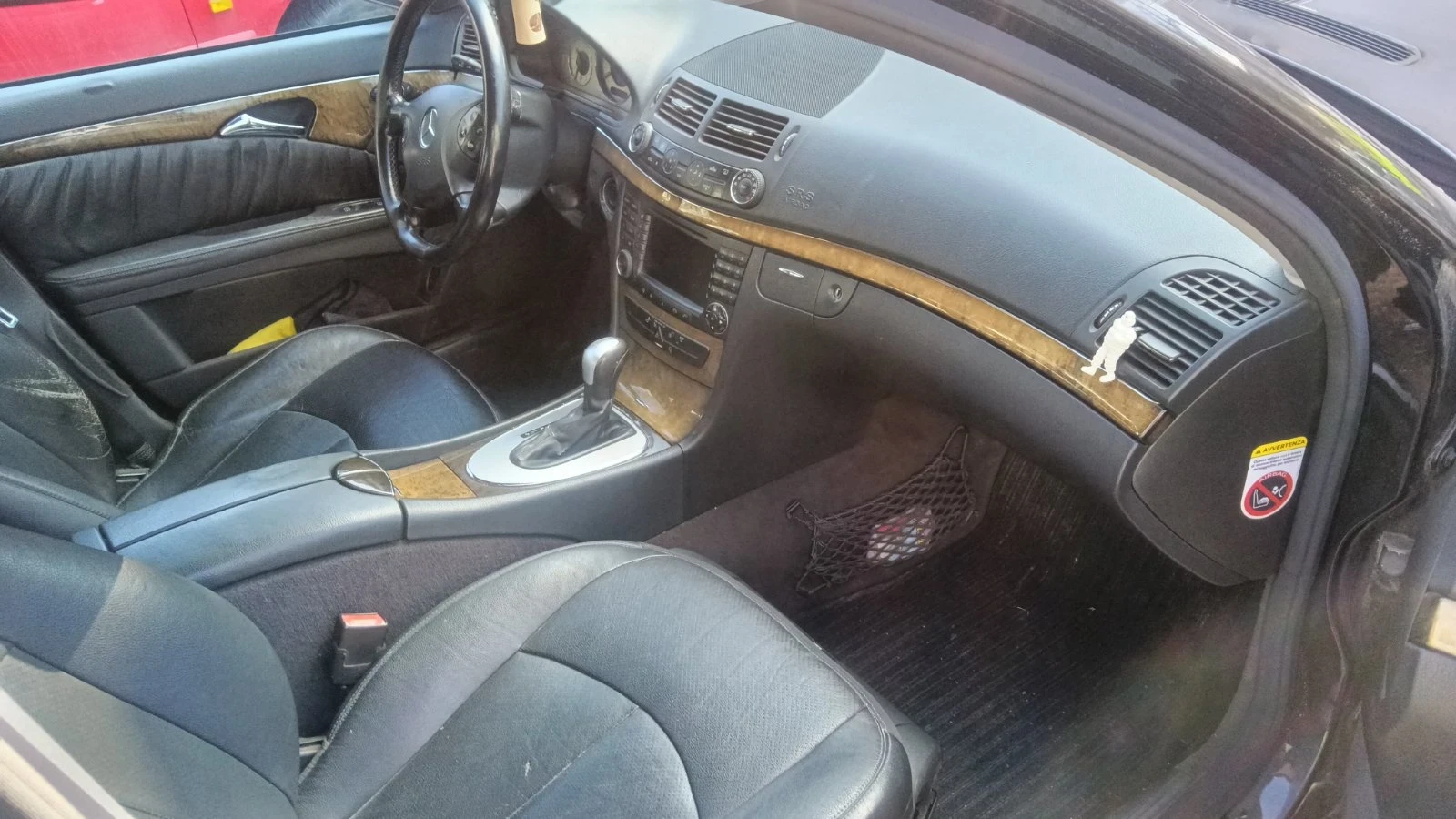 Mercedes-Benz E 280, снимка 9 - Автомобили и джипове - 54126017