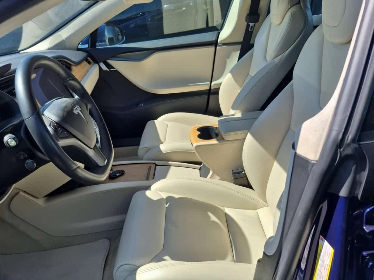 Tesla Model S AWD| 2 КЛЮЧА| ПАНОРАМА| 2 КЛЮЧА| АВТОПИЛОТ| , снимка 2 - Автомобили и джипове - 54292225