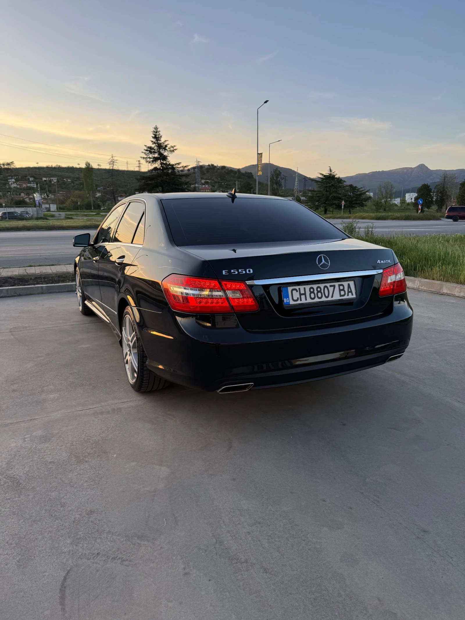 Mercedes-Benz E 500 AMG ГАЗ, снимка 8 - Автомобили и джипове - 54358505