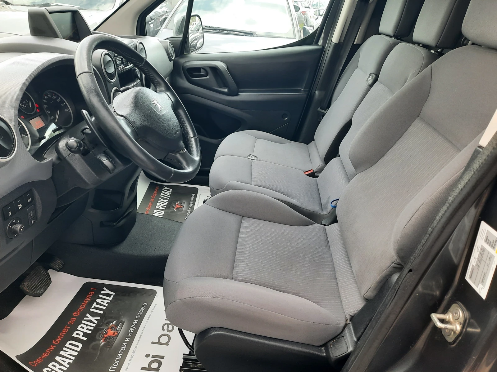 Peugeot Partner 2015та АВТОМАТ БИЖУ, снимка 6 - Автомобили и джипове - 54390806