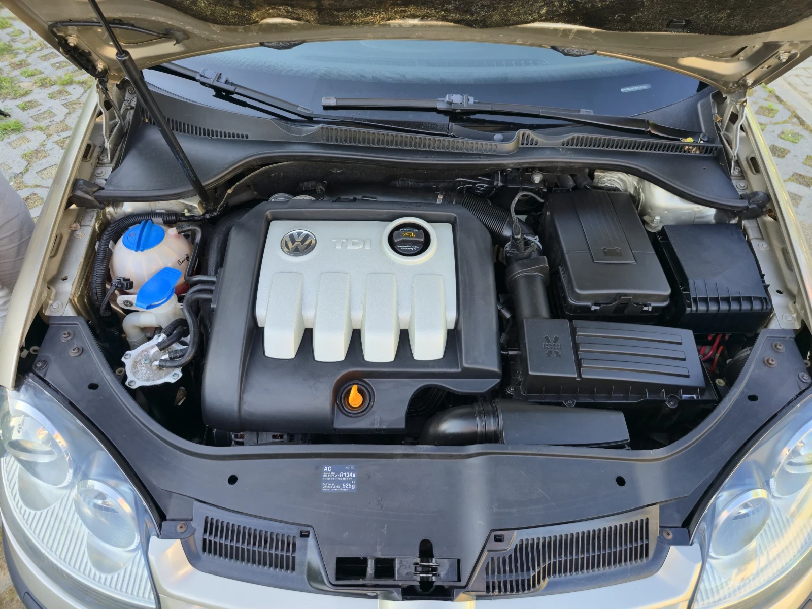 VW Golf 1.9 TDI 105кс, снимка 11 - Автомобили и джипове - 54599218