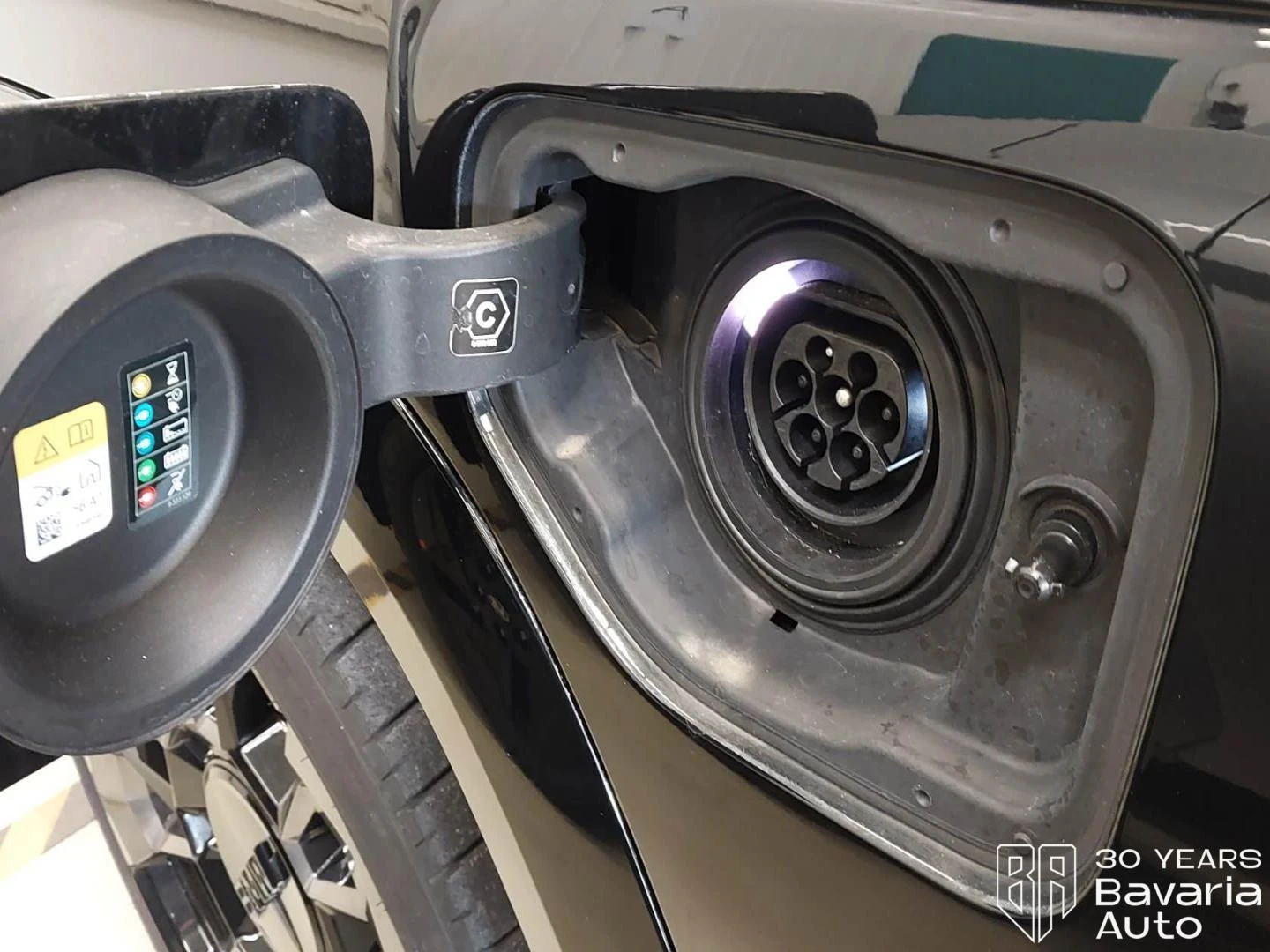 BMW XM Sportautomatic, снимка 14 - Автомобили и джипове - 55974109