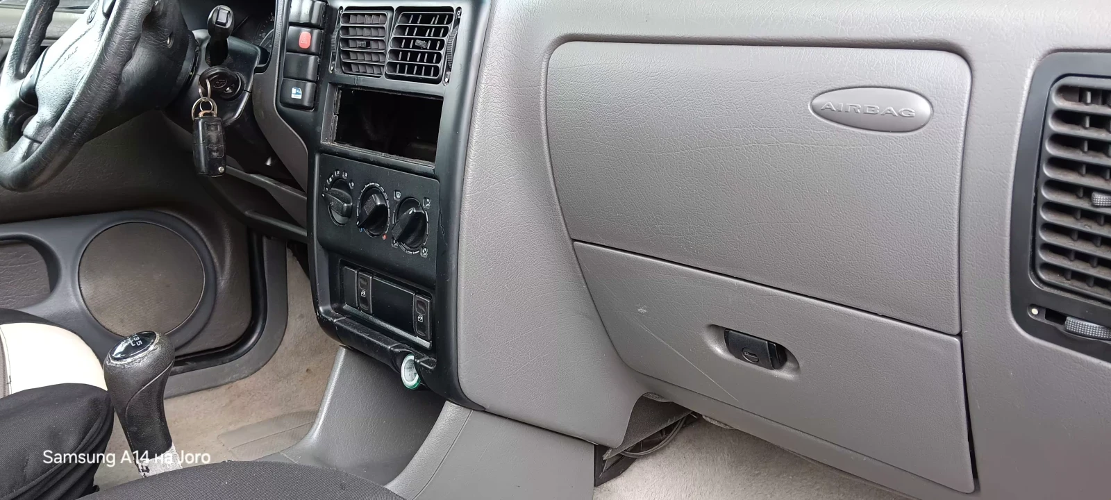 VW Polo няколко броя от90 до 02г, снимка 6 - Автомобили и джипове - 56249963