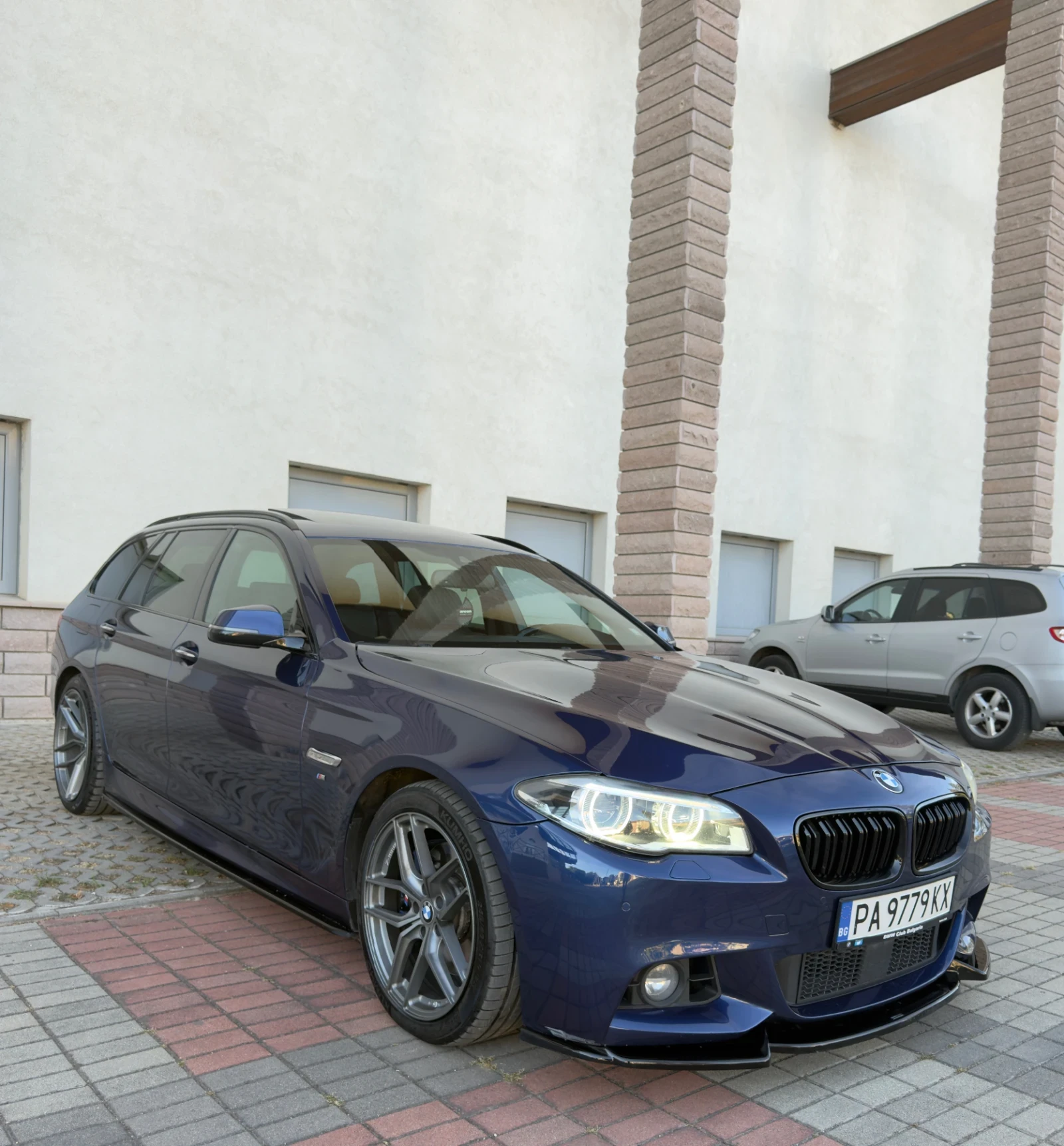 BMW 535 LCI X-DRIVE ОБСЛУЖЕН!, снимка 2 - Автомобили и джипове - 56609152