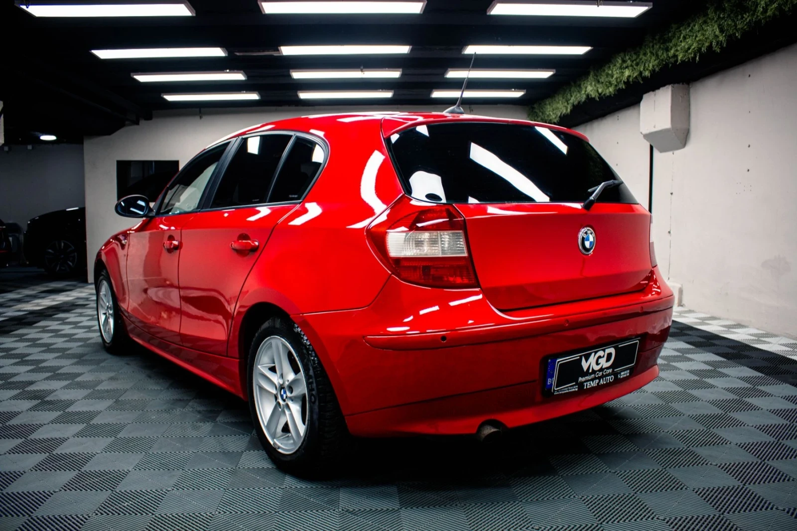 BMW 120 ГАЗ/БЕНЗИН НАВИГАЦИЯ, снимка 4 - Автомобили и джипове - 56340581