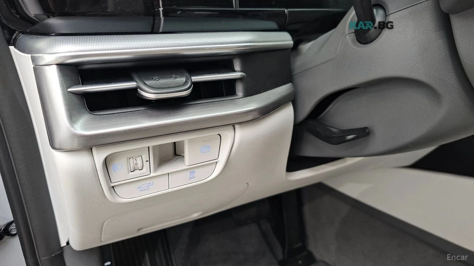Hyundai Grandeur, снимка 16 - Автомобили и джипове - 56690075