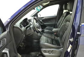 VW Tiguan HIGHLINE* R-LINE* Подгрев* Памет* Камера* Панорама, снимка 9