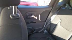 Обява за продажба на Jeep Renegade 94.000 km / 120cv / Benzin / ~9 999 лв. - изображение 9 | Auto.bg Обява за продажба на Jeep Renegade 94.000 km / 120cv / Benzin / ~9 999 лв. - изображение 9