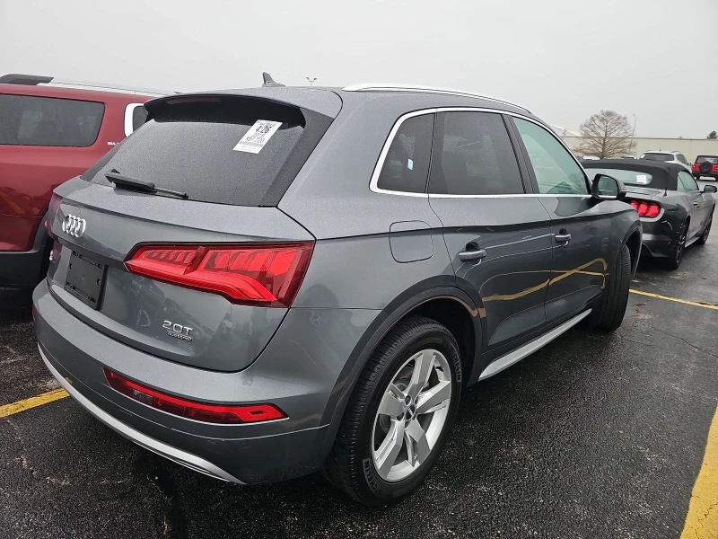 Audi Q5, снимка 5 - Автомобили и джипове - 48725531