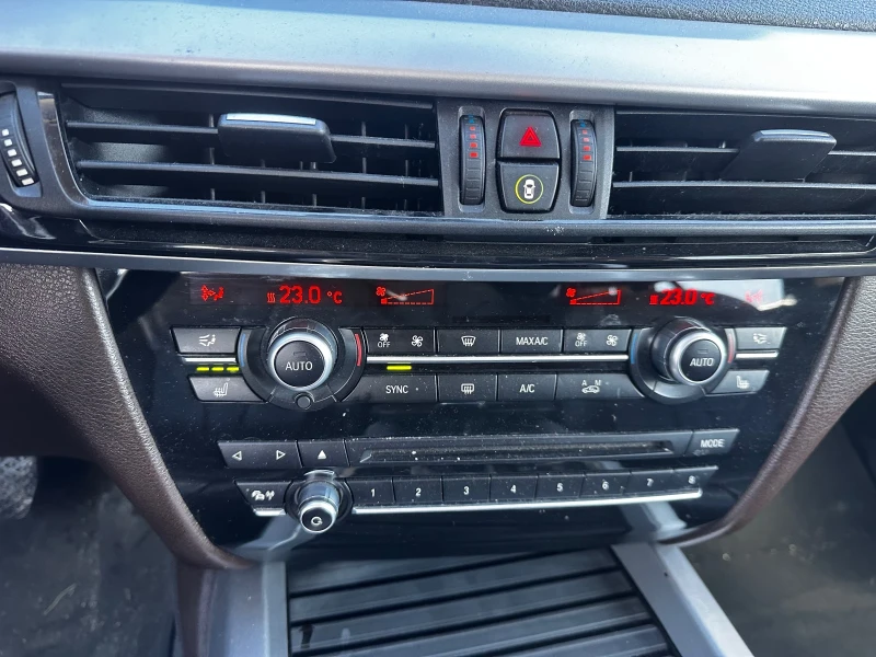 BMW X5 ПОДГРЕВ/НОВИ ГУМИ/ ОБСЛУЖЕНА , снимка 8 - Автомобили и джипове - 53143469