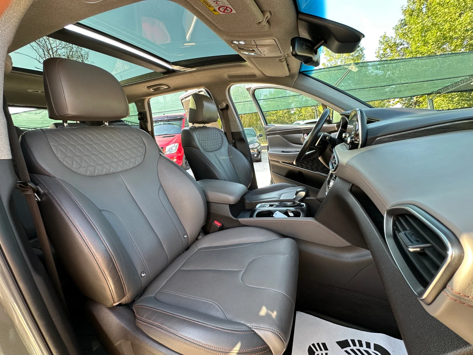 Hyundai Santa fe Premium* 4WD* 360-Камера* Панорама* Full Led*  - изображение 10