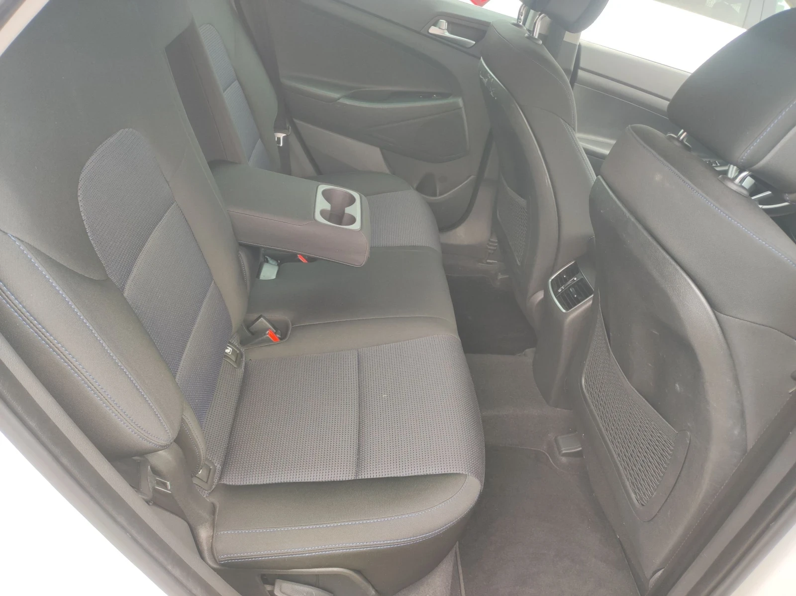 Hyundai Tucson Джип - изображение 6