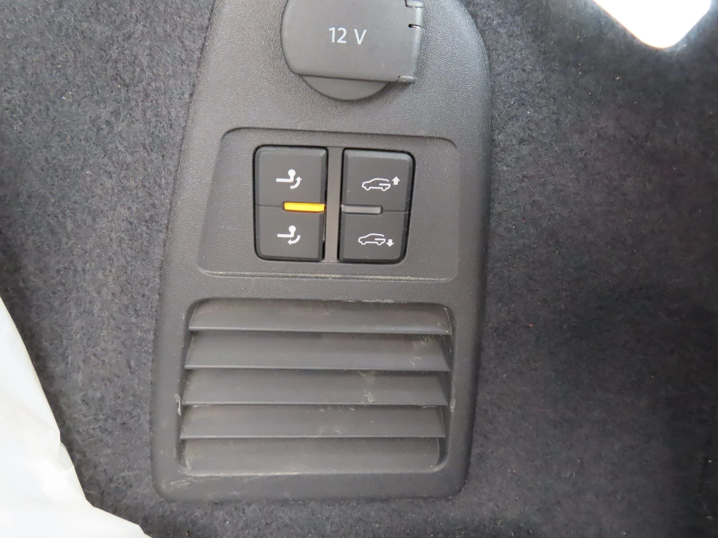 VW Touareg Elegance 3.0 V6 TDI SCR 4MOTION | Mobile.bg � ����������� 15