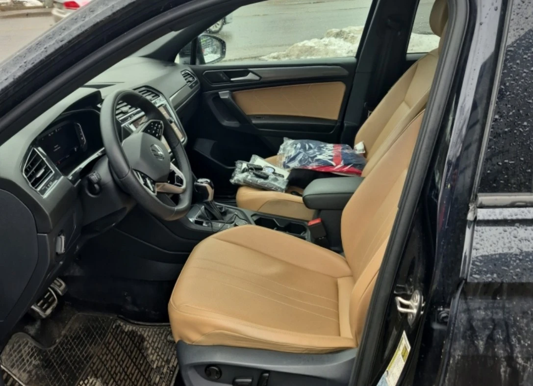 VW Tiguan, снимка 5 - Автомобили и джипове - 54137582