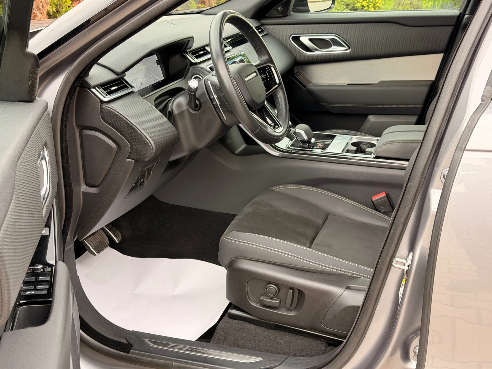 Land Rover Range Rover Velar Facelift-2.0IBRIDO-КОЖА-АЛКАНТАРА-ДИСТРОНИК-KEYLES, снимка 9 - Автомобили и джипове - 54654274