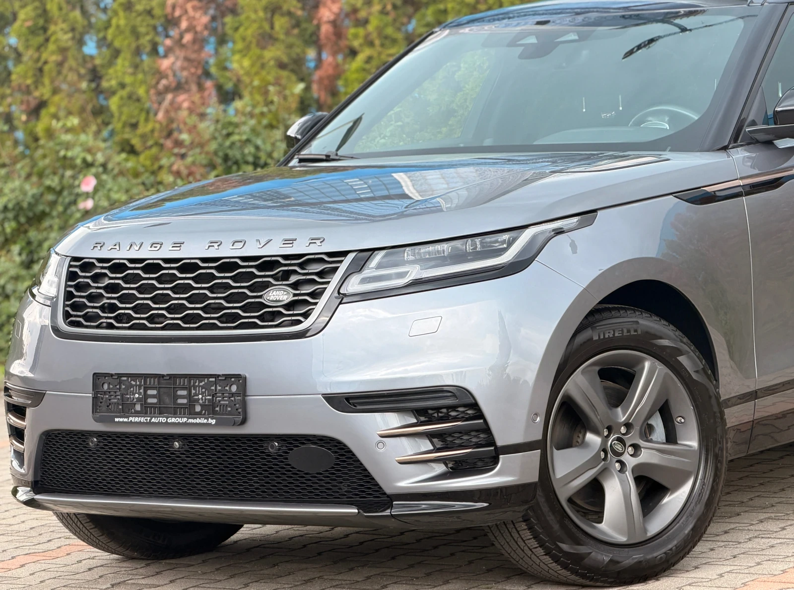 Land Rover Range Rover Velar Facelift-2.0IBRIDO-КОЖА-АЛКАНТАРА-ДИСТРОНИК-KEYLES, снимка 2 - Автомобили и джипове - 54654274