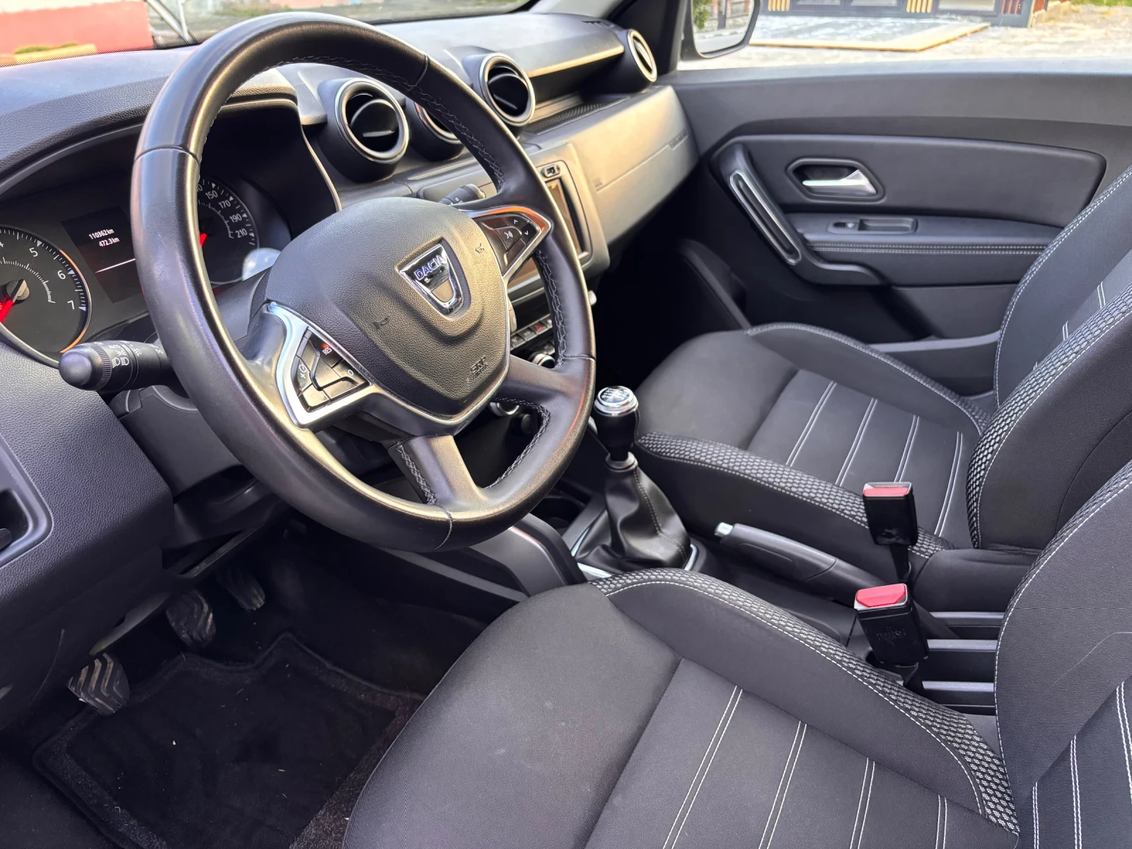 Dacia Duster 4x4, снимка 5 - Автомобили и джипове - 54730205