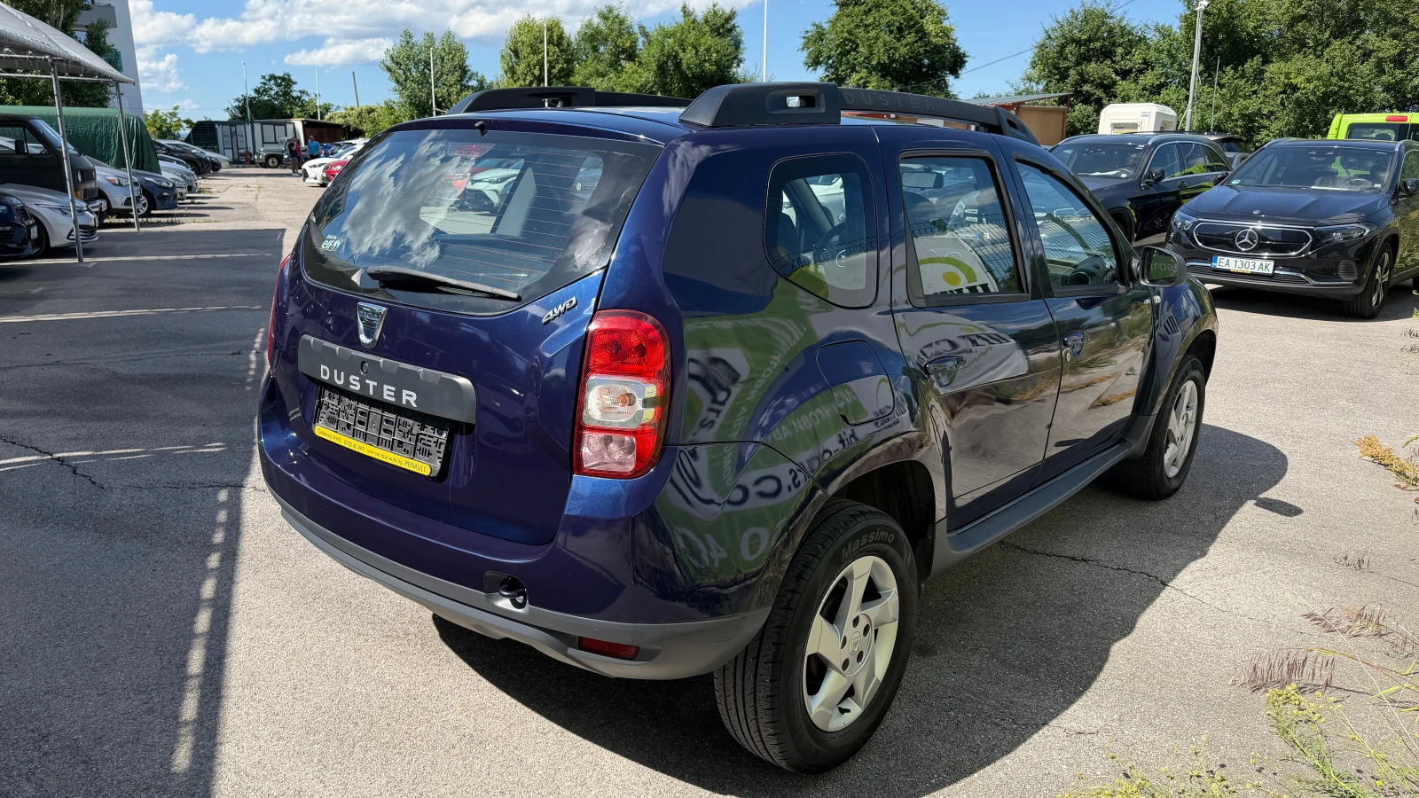 Dacia Duster 1.5 dCi 4x4, снимка 6 - Автомобили и джипове - 54930975