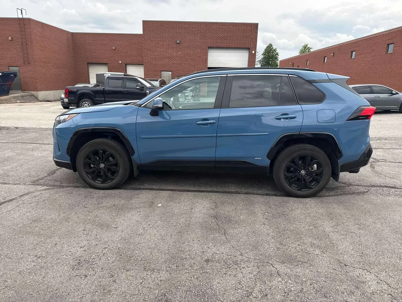 Toyota Rav4 | Hybrid SE | DDSTRONIC | ПОДГРЕВ | CARFAX | , снимка 2 - Автомобили и джипове - 54954880