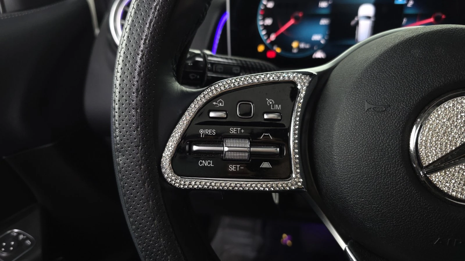 Mercedes-Benz GLB 220 ���* KEYLESS* ��. ��������* ������ ���� | Mobile.bg � ����������� 14