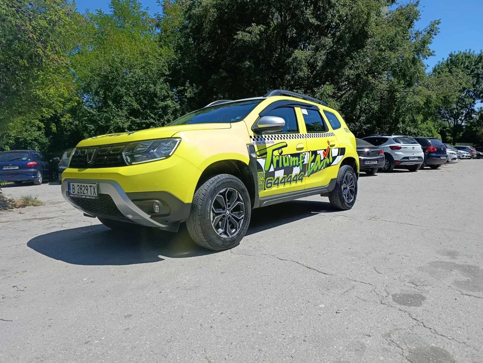 Dacia Duster, снимка 10 - Автомобили и джипове - 55679399
