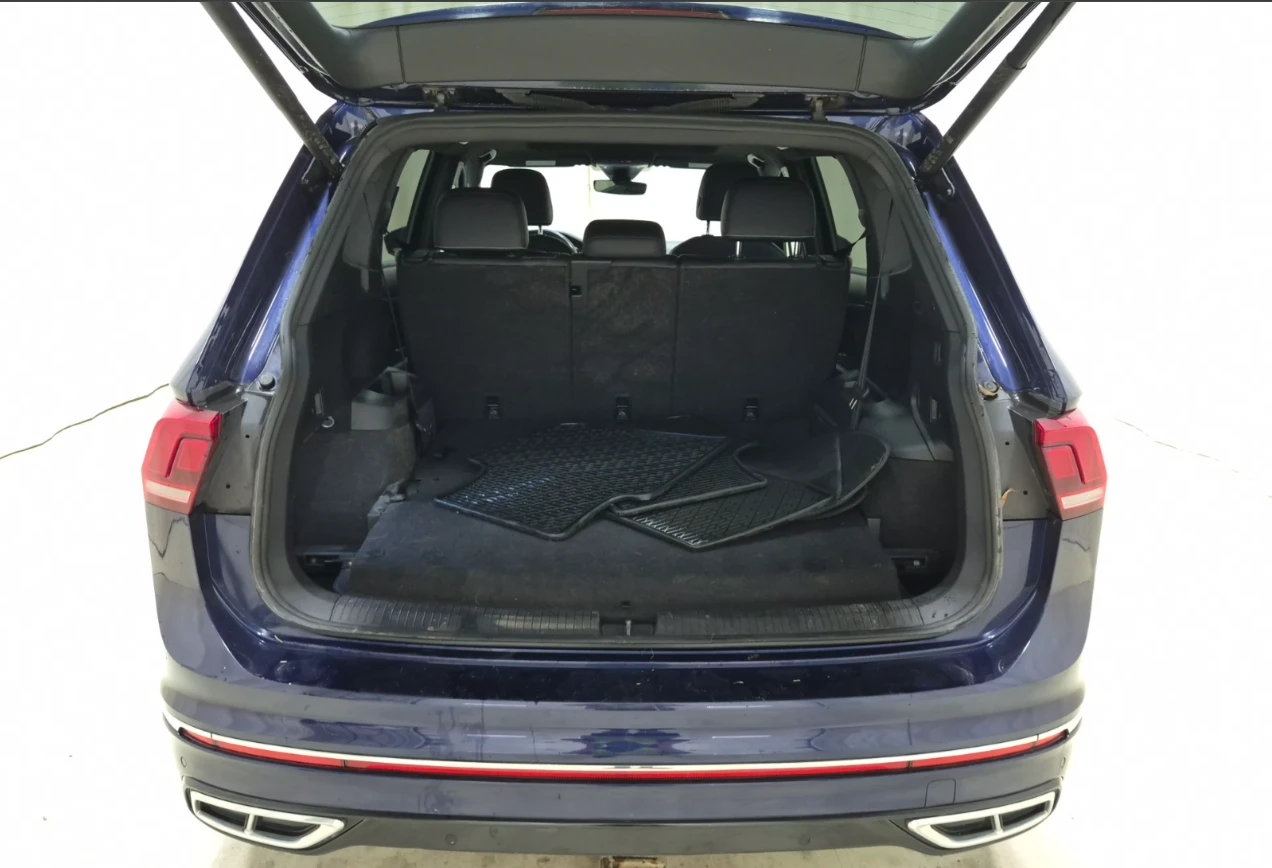 VW Tiguan HIGHLINE* R-LINE* Подгрев* Памет* Камера* Панорама, снимка 7 - Автомобили и джипове - 56085808