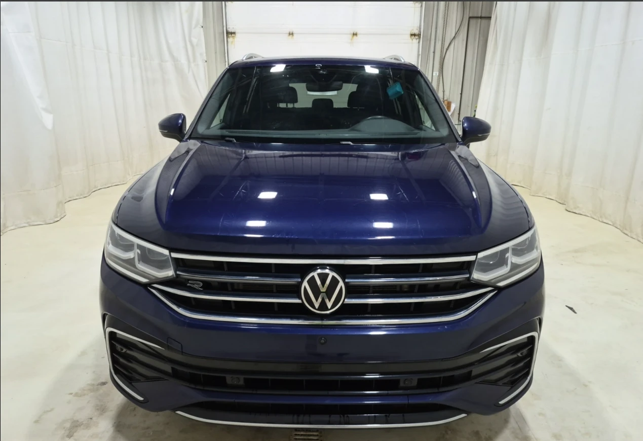 VW Tiguan HIGHLINE* R-LINE* Подгрев* Памет* Камера* Панорама, снимка 6 - Автомобили и джипове - 56085808