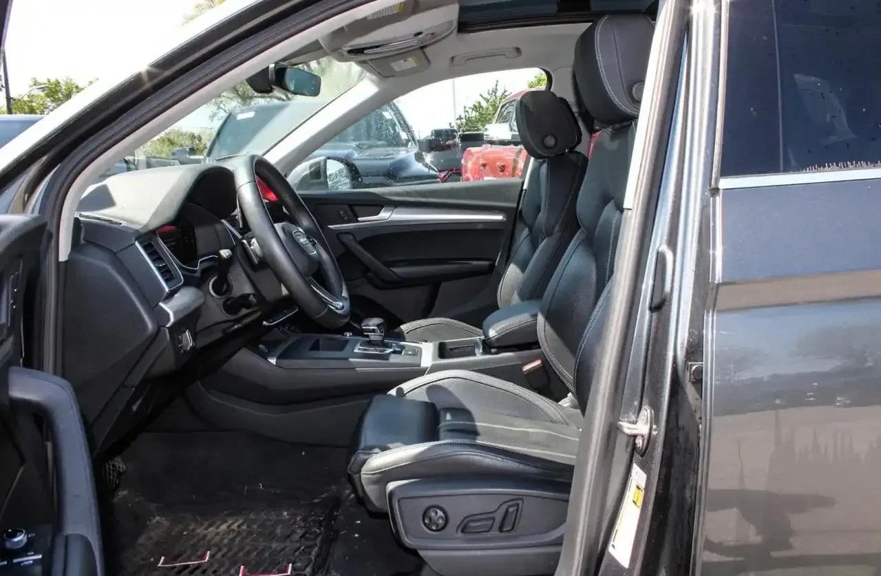 Audi Q5 45 TFSI quattro Plus, снимка 10 - Автомобили и джипове - 56114753