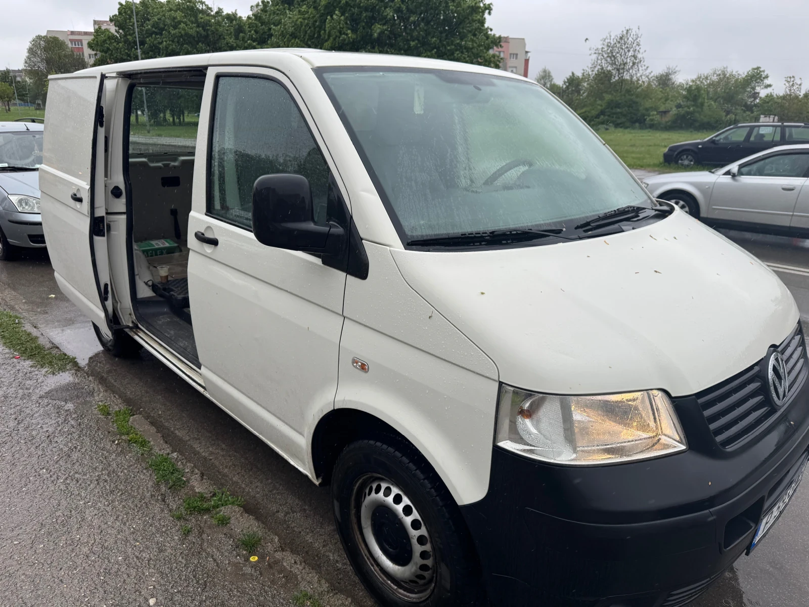 VW T5 Transporter, снимка 6 - Бусове и автобуси - 55398014